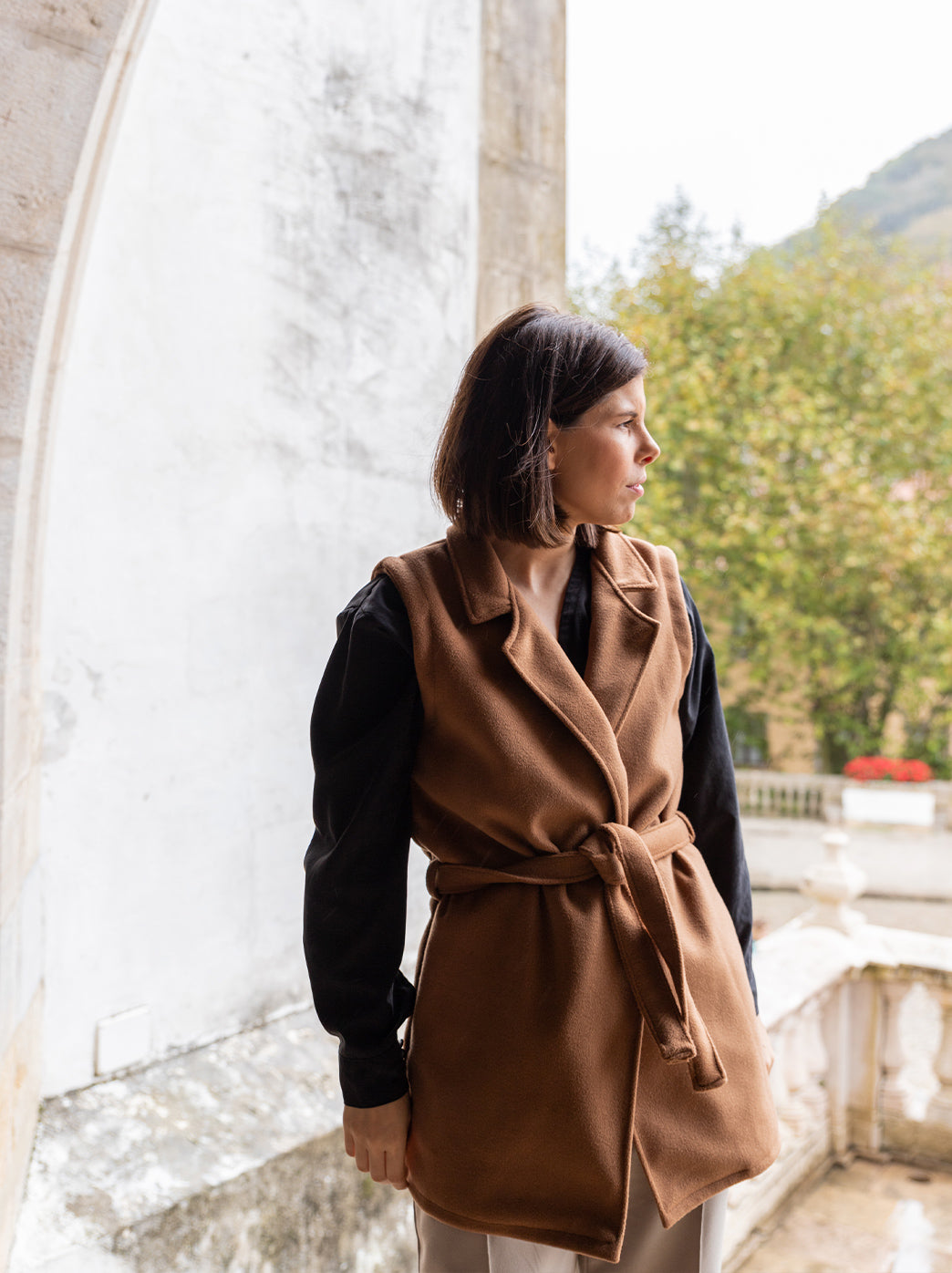 Colete Castanho x 2024