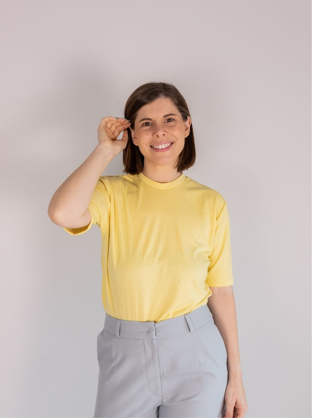 T-SHIRT AMARELO